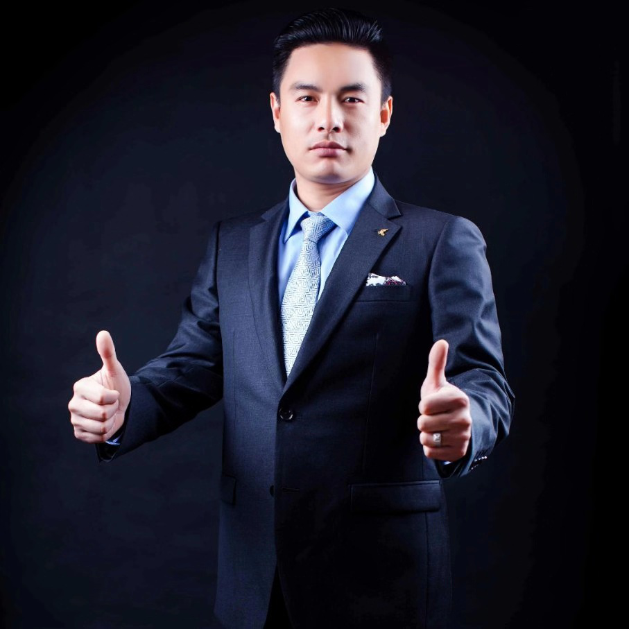 陳新 宏宇門窗總經(jīng)理丨企業(yè)家專訪：心有多大，舞臺(tái)就有多大